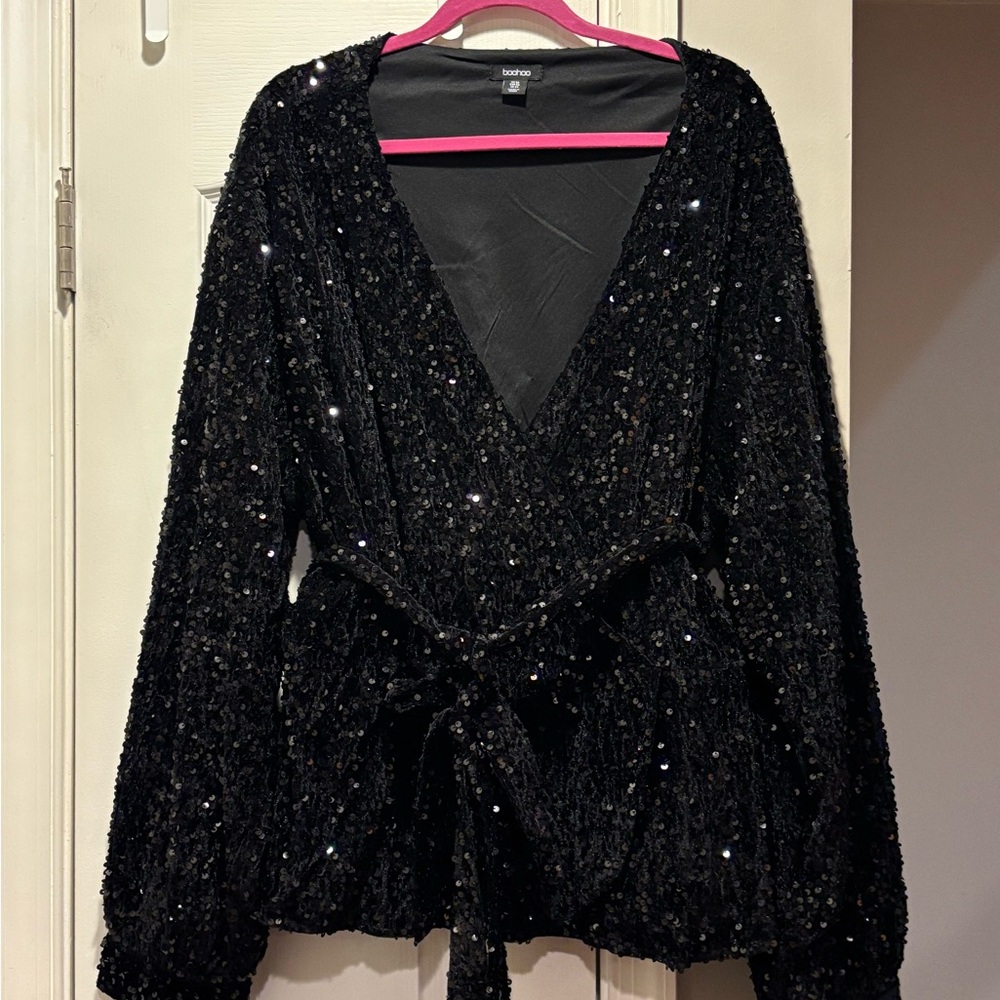 Boohoo Plus Size Black Sequin top